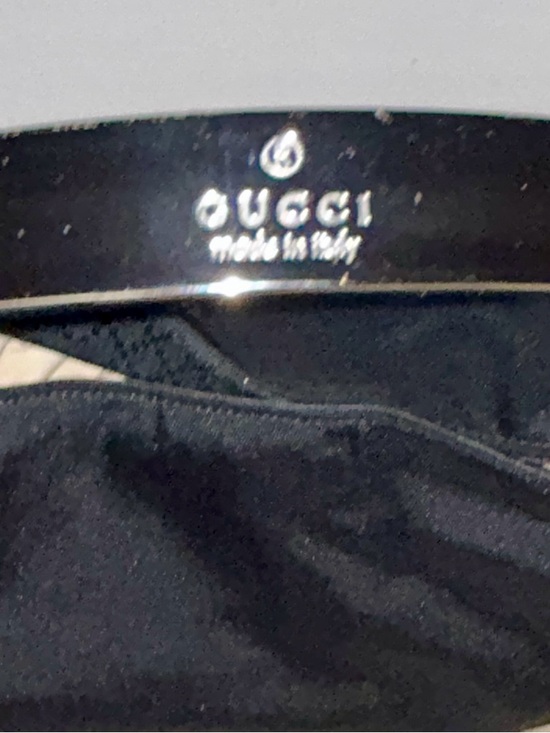 Gucci Black Shoulder Bag with Turquoise Scarf and Crystal Cat Charm - Picture 3 of 12